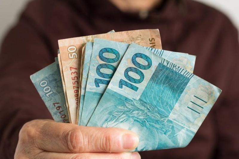 Segundo o governo, a pandemia do coronavírus dificultou a análise do cenário econômico para o ano seguinte. (Foto: Divulgação)