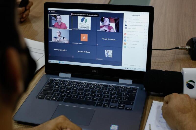A reunião ocorreu de forma virtual pelo aplicativo Zoom Meet (Foto: SupCom/ALERR)