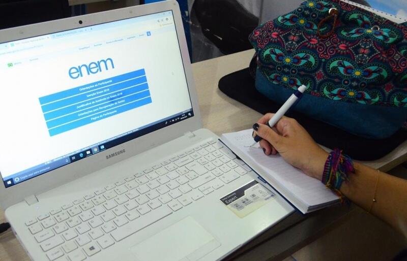 As salas, de acordo com o Instituto Nacional de Estudos e Pesquisas Educacionais Anísio Teixeira (Inep), estarão dispostas de forma a assegurar a distância entre os participantes (Foto: Divulgação)
