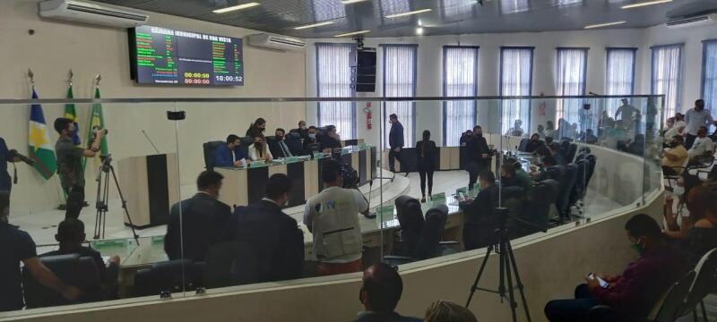 A Câmara Municipal de Boa Vista encerrou a votação em sessão extraordinária para a LOA (Lei Orçamentária Anual) nessa segunda-feira (18), com orçamento de  R$ 1,4 bilhão para a Prefeitura de Boa Vista (Foto: Nilzete Franco/FolhaBV)