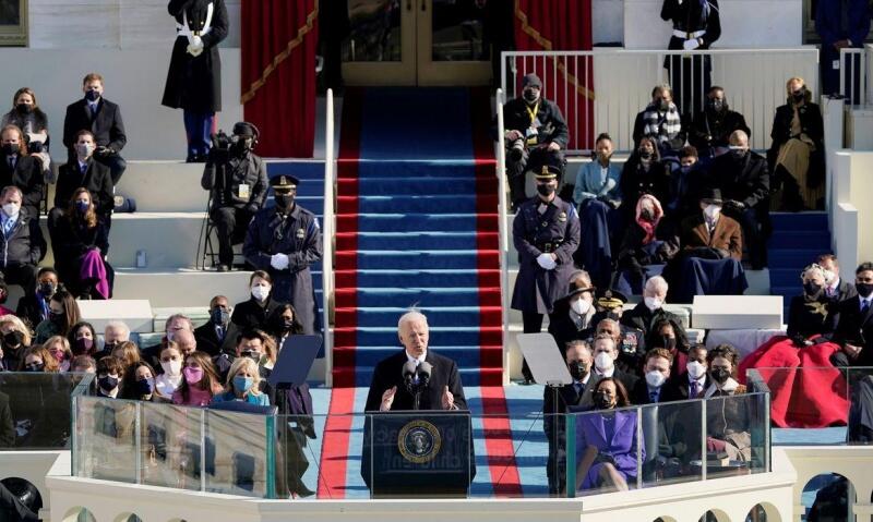 Joe Biden assumiu nesta quarta-feira (20) como o 46º presidente dos Estados Unidos em uma cerimônia com limitações provocadas pela pandemia de covid-19 (Foto: Divulgação)