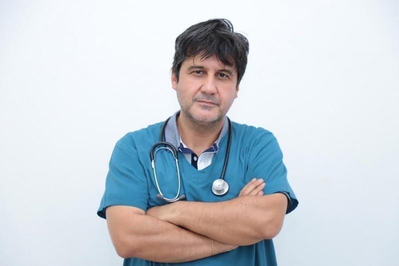 Joel Gonzaga é infectologista e atua na linha de frente no combate ao coronavírus (Foto: Divulgação)