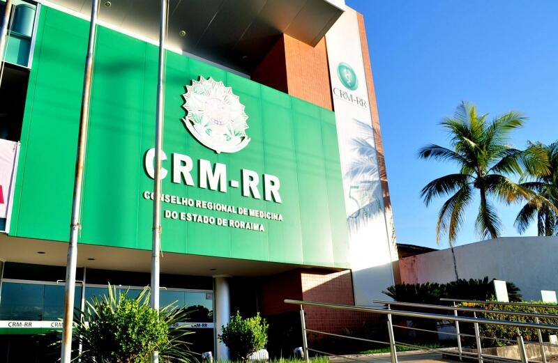 Uma carta aberta ao CRM-RR foi divulgada pela médica em sua rede social (Foto: Arquivo FolhaBV)