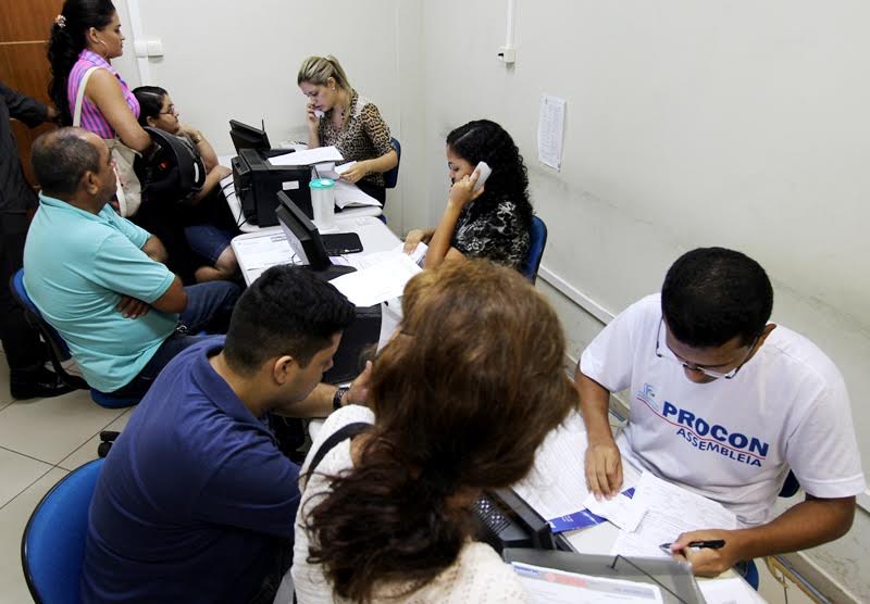 Equipe do Procon ALE ficará um dia em cada município para atender todos os consumidores que tiverem dúvidas sobre seus direitos (Foto: Divulgação/SecomALE)