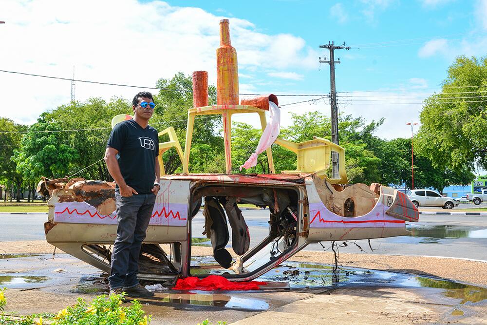 A exposição foi feita pelo estudante de Artes Visuais da UFRR, Guaracy Costa (Foto: Vitória Barreto)