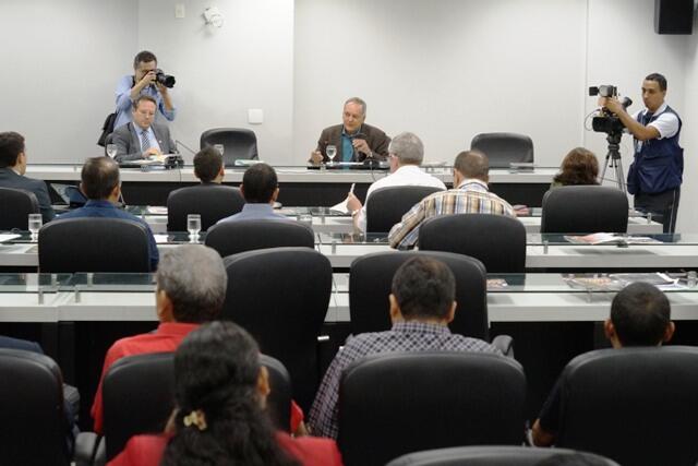 O deputado assegurou que o tema vai merecer atenção especial também do CME sobre a qualidade do cimento (Foto: Claudio Duarte)