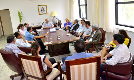 Equipe do governo Suely Campos define programação para encontro com delegação sul-coreana (Foto: Divulgação)
