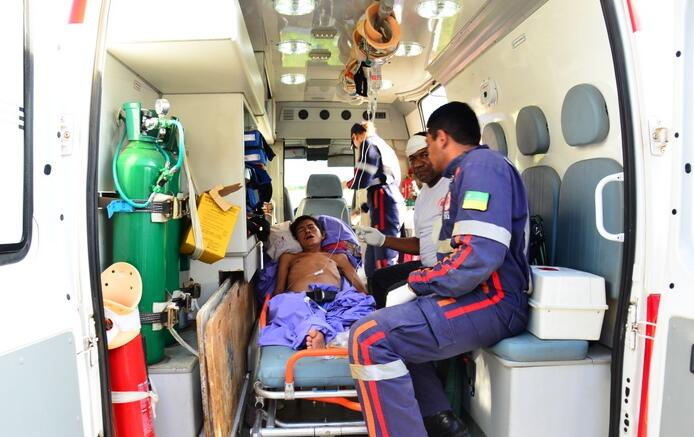 Médico do SAMU afirma que se o atendimento não fosse rápido, paciente poderia ter ido a óbito (Fotos: Raimundo Lima)