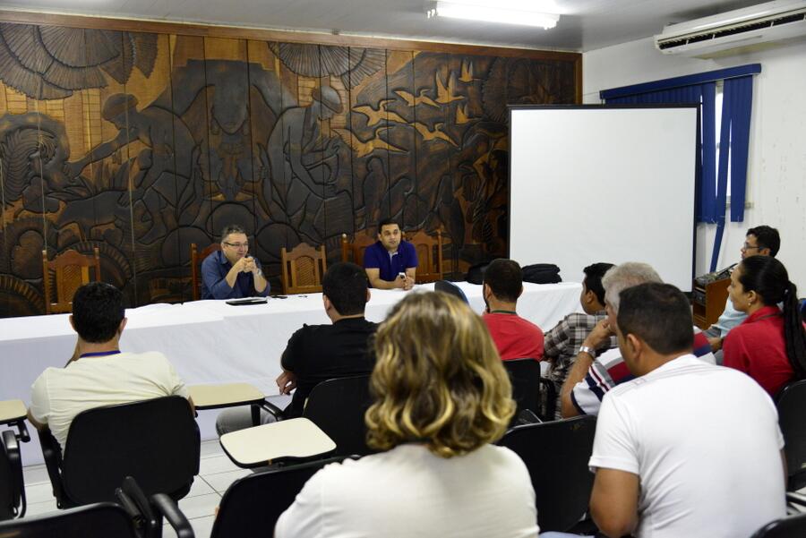 A previsão é que até o final do ano, as equipes tenham visitado todas as propriedades de cinco glebas (Foto: Neto Figueredo)