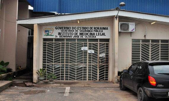 Além de autonomia para indicação de novos gestos, peritos pedem melhorias nas estruturas de institutos criminais (Foto: Arquivo/Folha)