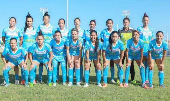 Equipe da Estácio Atual, representante de Roraima no Campeonato Brasileiro Universitário de Futebol Feminino (Foto: Luiz Pires/Fotojump)
