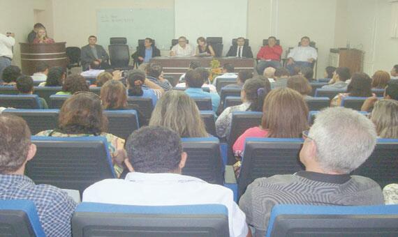 Evento foi aberto ontem e seguirá durante todo o dia desta sexta-feira (Foto: Ribamar Rocha)