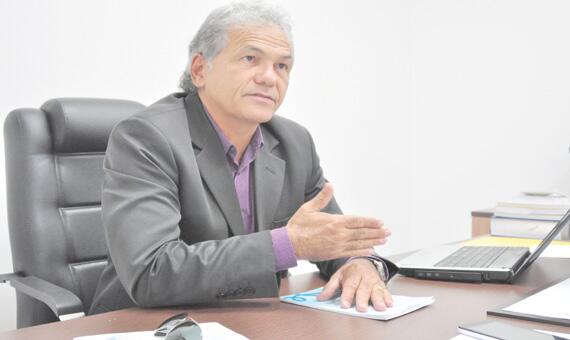 Secretário Josué Filho diz que 95% dos apenados retornam para o sistema prisional (Foto: Rodrigo Sales)
