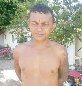 Alex Silva foi preso em flagrante, acusado de furto a residência (Foto: Divulgação)
