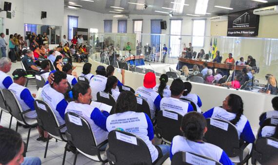 Audiência pública sobre resíduos sólidos foi realizada na Câmara de Vereadores (Foto: Rodrigo Sales)