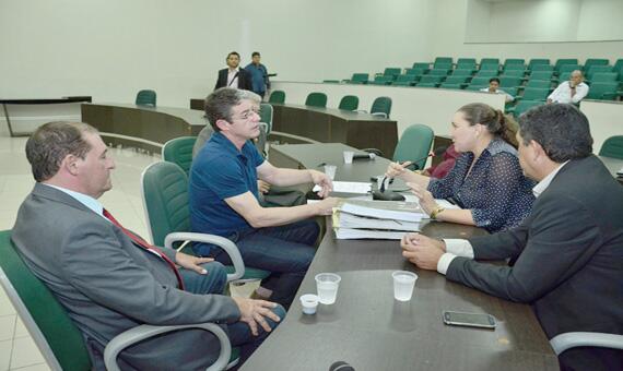 Deputados apresentaram relatório final sobre inspeções nos presídios e Sesau (Foto: Divulgação)