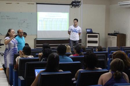 Outra reivindicação da classe profissional é em relação à carreira e a previdência (Foto: Diane Sampaio)