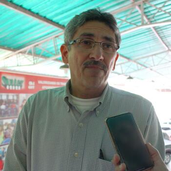 Presidente do Sinter, Ornildo Roberto, garantiu que categoria continuará em greve (Foto: Diane Sampaio)
