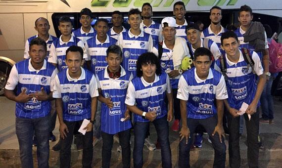 Delegação do São Raimundo antes da viagem para Belém (Foto: Divulgação)
