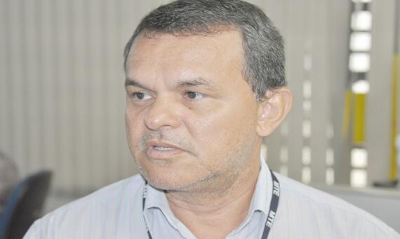 Chefe do setor de Identificação e Registro Profissional do SRTE, David Henrique: “Órgão realiza 120 atendimentos diários, que deverão ser agendados” (Foto: Rodrigo Sales)