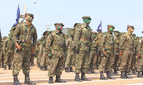 Dia do Soldado foi comemorado ontem, 25 (Foto: Diane Sampaio)