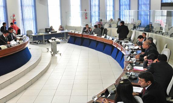 Vetos chegaram à Câmara na sexta-feira e ainda não foram encaminhados aos gabinetes dos parlamentares (Foto: Rodrigo Sales)