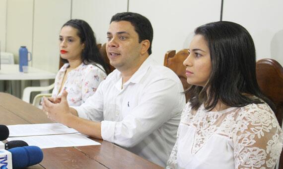 Autoridades de saúde anunciam confirmação do primeiro caso local de zica vírus (Foto: Diane Sampaio)