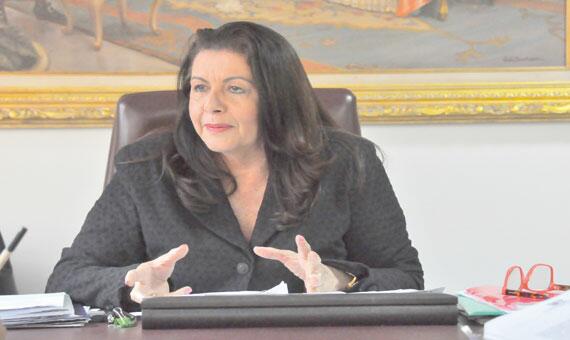 Governadora Suely Campos: “Já pagamos quase 219 milhões de dívidas herdadas da gestão passada” (Foto: Arquivo/Folha)