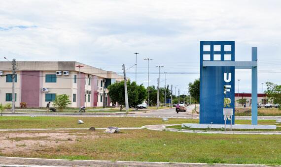 O evento inicia hoje, 08, e vai até o dia 11 de setembro de 2015, no campus Paricarana (Foto: Arquivo/Folha)