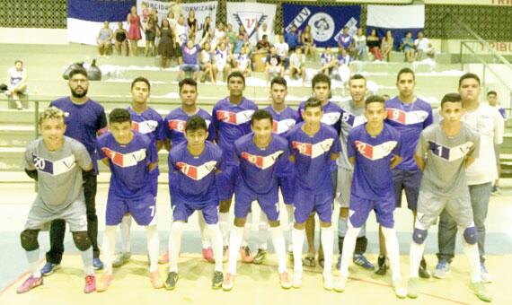 O elenco do Vivaz campeão estadual Sub-20 (Foto: Divulgação)