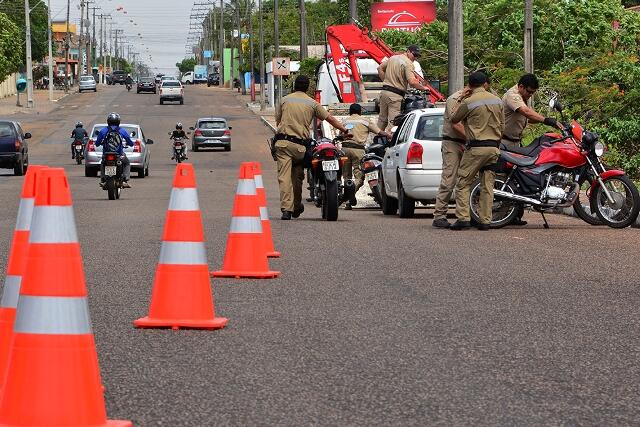 Detran recebeu apenas 96 registros de recursos contra multas aplicadas este ano (Foto: Arquivo Folha)