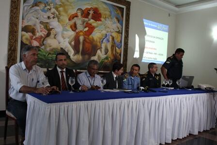 A ação foi realizada de forma integrada com a participação de vários órgãos (Foto: Diane Sampaio)