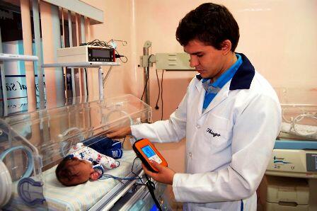 Podem fazer o Revalida médicos brasileiros e estrangeiros em situação legal no Brasil (Foto: Pesquisa por imagem)