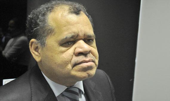 Deputado Jânio Xingu foi quem solicitou realização de audiência pública (Foto: Rodrigo Sales)