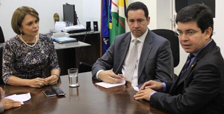 A senadora lamentou a retirada, pelo PMDB,  dos destaques que tinham sido apresentados ao texto da MP 660 (Foto: Divulgação)