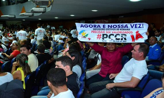 Servidores efetivos acompanharam a audiência pública na Assembleia Legislativa (Foto: SupCom-ALE)