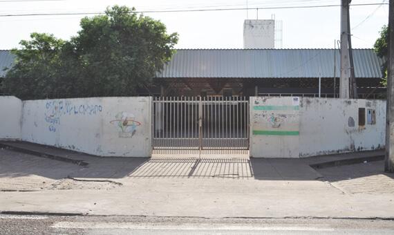 Escola Coema Souto Maior fica localizada no bairro Asa Branca (Foto: Samara Cordeiro)