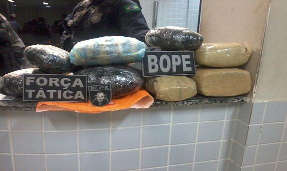 Seis quilos de maconha foram encontrados com dois irmãos (Foto: Divulgação)