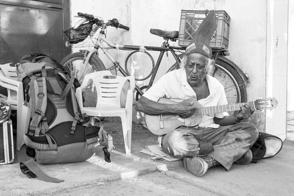 O cotidiano de quem mora na fronteia (Foto: Artur Scaramuzza)