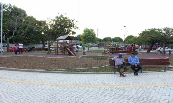 Praça da Bandeira é uma das mais antigas de Boa Vista, com 76 anos de existência (Foto: Diane Sampaio)