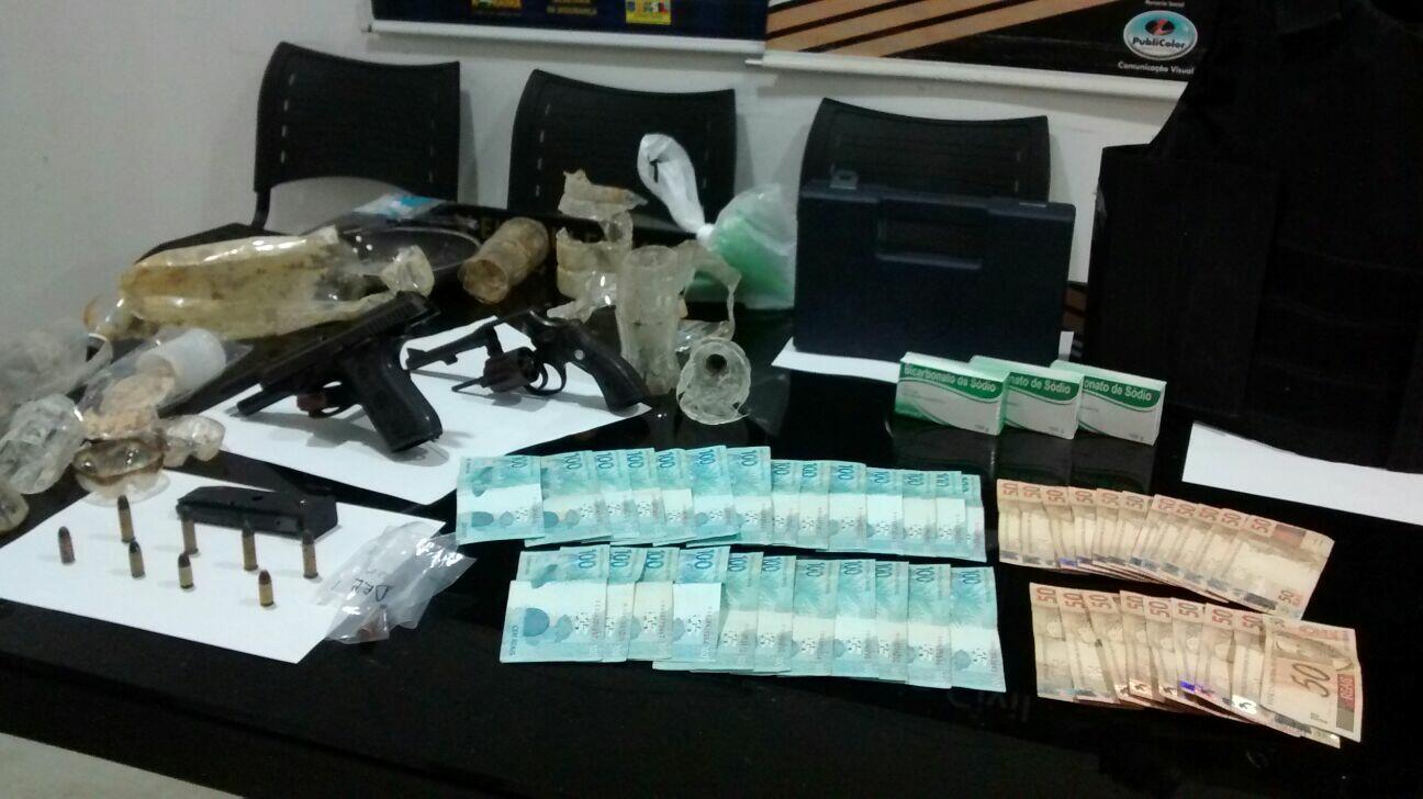 Material apreendido durante a ação conjunta (Foto: Divulgação/DRE)