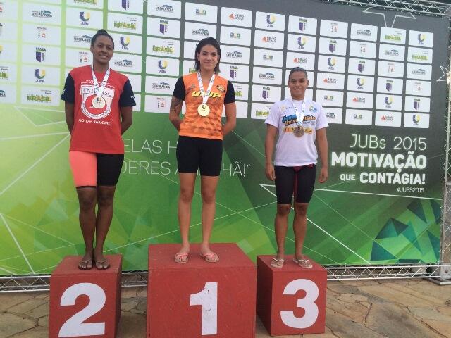 Atleta Flávia Catanhede ganha medalha de bronze (Foto: Divulgação/Fuer)