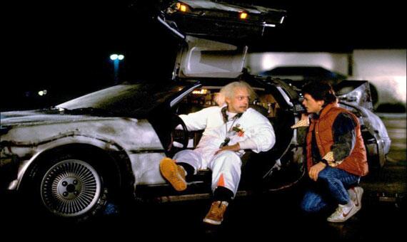 Marty e Doc Brown chegam hoje, 21 de outubro (Fotos: Internet)