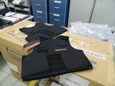 Material foi repassado à PM em contrapartida pela cessão de policiais roraimenses para integrarem a Força Nacional (Foto: Lucas Borges)