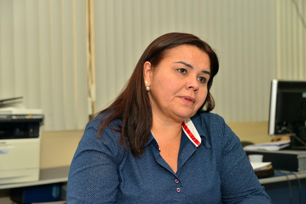 A diretora do Departamento de Educação Básica da Seed, Márcia Helena Lima, prestou esclarecimentos sobre o curso (Foto: Divulgação/Secom)