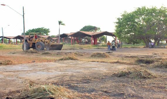 Foga aconteceu do Parque de Exposições Dandãezinho (Foto: Diane Sampaio)