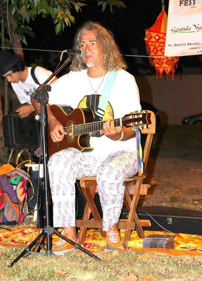 A apresentação de Karana Das começa a partir das 20h