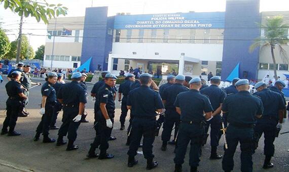 Solenidade festiva ocorreu em frente ao Comando-Geral da Polícia Militar (Foto: Ribamar Rocha)