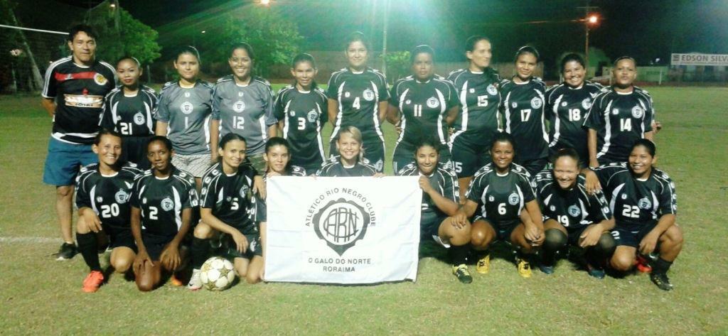 "As meninas estão muito empolgadas e vão para cima", afirma técnico Franco (Foto: divulgação)