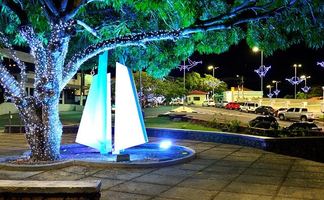 A iluminação é feita com o uso de luzes de LED (Foto: divulgação)
